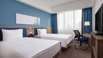 Twin Room, 2 Twin Beds | In-room safe, desk, soundproofing, iron/ironing board