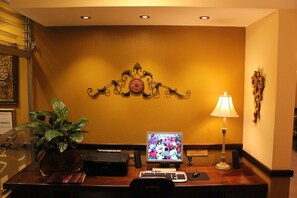 Business centre - Hostal Villa Toscana (Guatemala City)