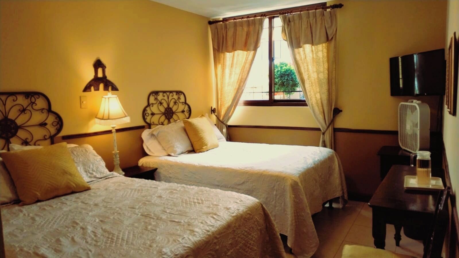 Chambre Double Standard, 2 lits doubles, salle de bains privée