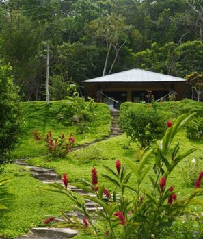 숙박 시설 구내