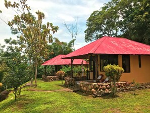 Bungalow Supérieur, 1 lit double, vue montagne