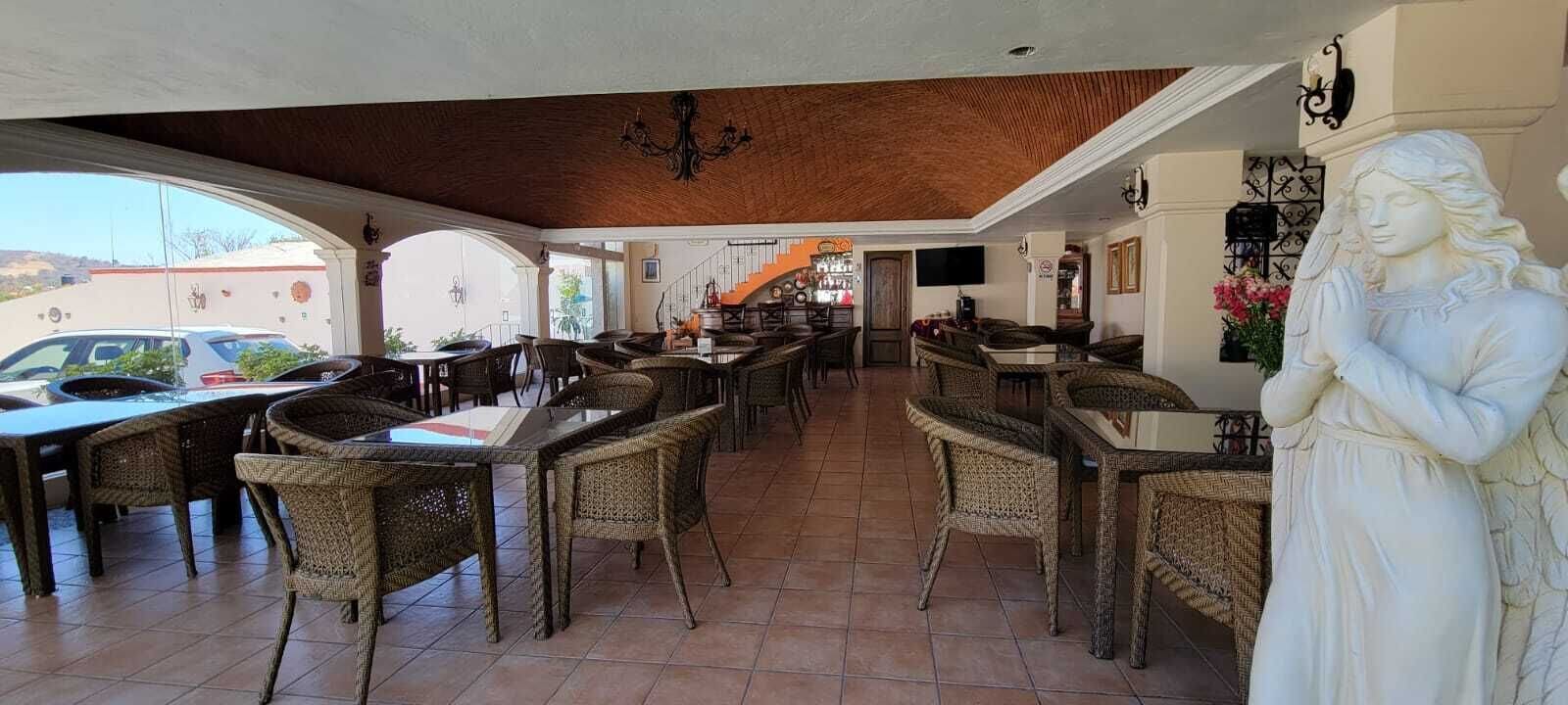restaurant