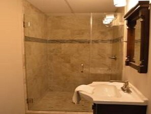 Bathroom | Combined shower/tub, free toiletries - Opis Realty - Custom Metro Atlanta Home (McDonough)