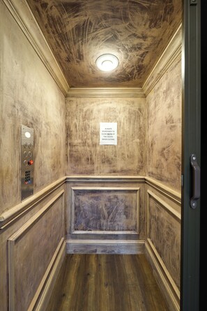 Elevator