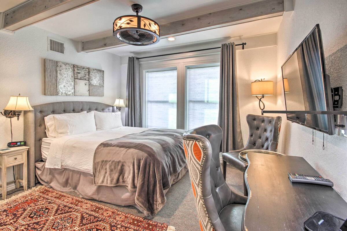 Premium bedding, down comforters, pillowtop beds, in-room safe