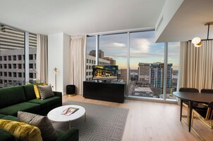 Egyptian cotton sheets, premium bedding, pillowtop beds, in-room safe