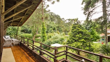 豪華小屋, 2 間臥室, 陽台, 花園景觀 | 1 間臥室、迷你吧、客房內保險箱、獨特裝潢