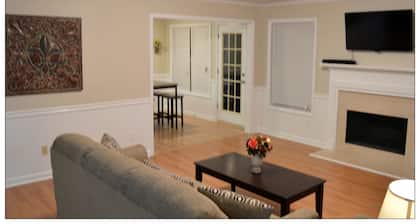 Opis Realty-Spacious Metro Atlanta Home