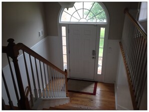 Pintu masuk interior