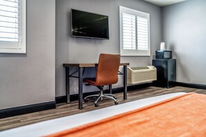 Habitación estándar, 2 camas Queen size | Wifi gratis y ropa de cama 