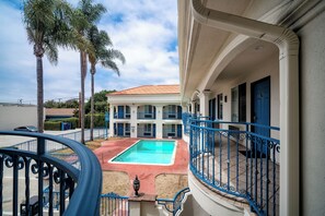 Exterior - LYFE INN & SUITES by AGA - LAX Airport (Inglewood)