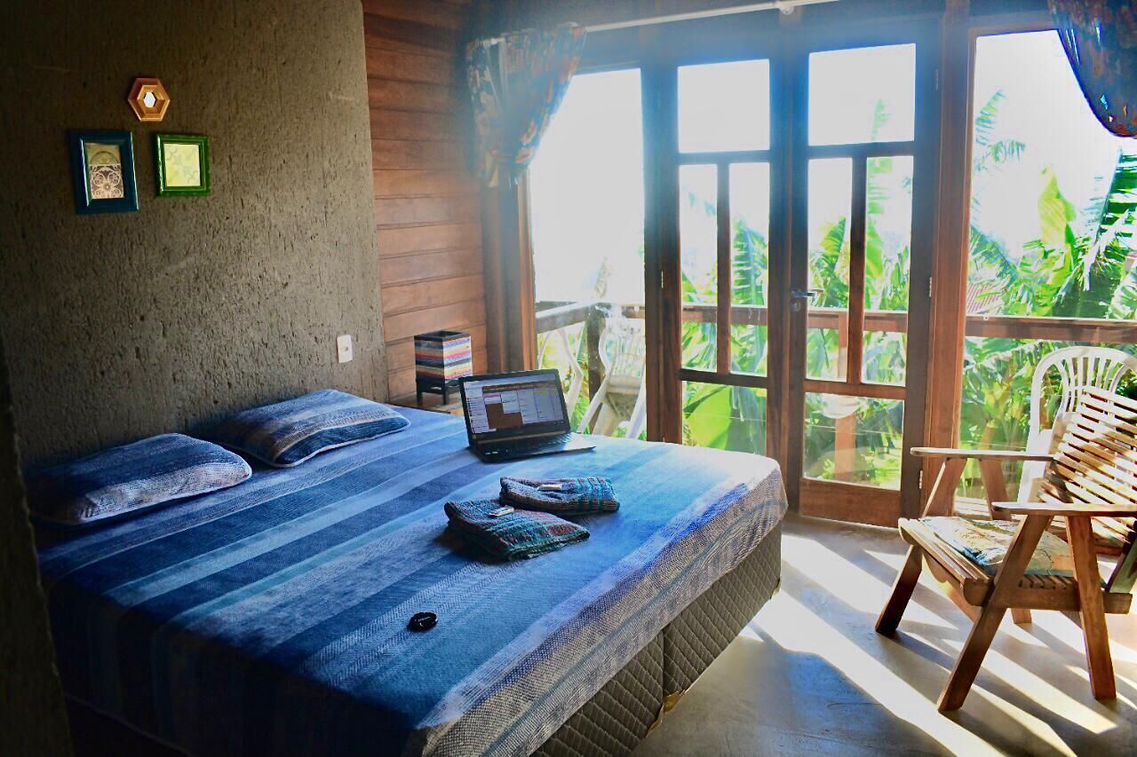 Quarto casal standard, vista para o oceano, de frente para a praia | Camas Select Comfort, escrivaninha, Wi-Fi de cortesia, roupa de cama