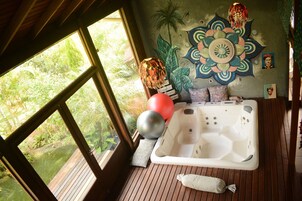 Banheira de hidromassagem particular