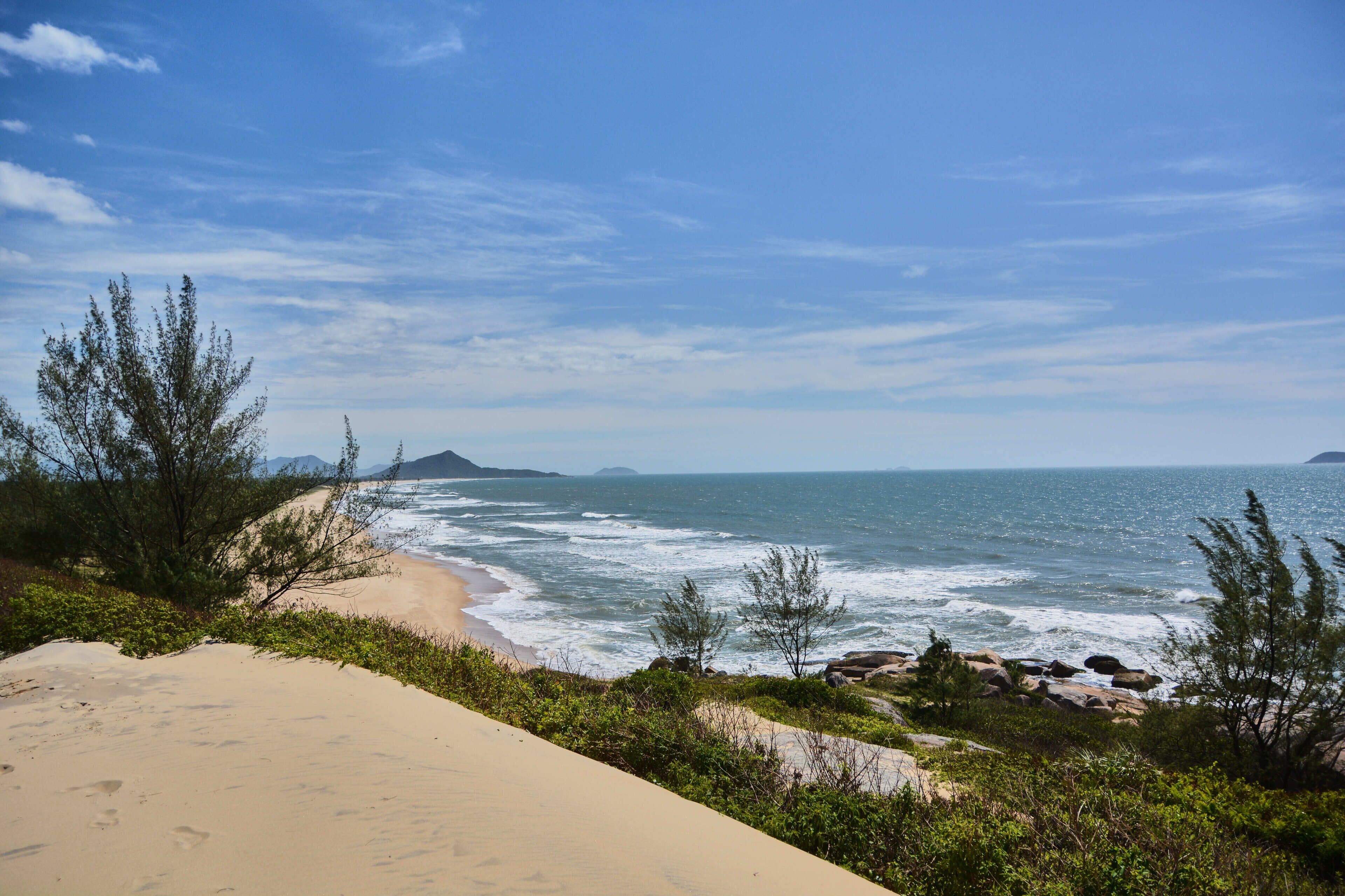 Arena blanca, 6 bares en la playa
