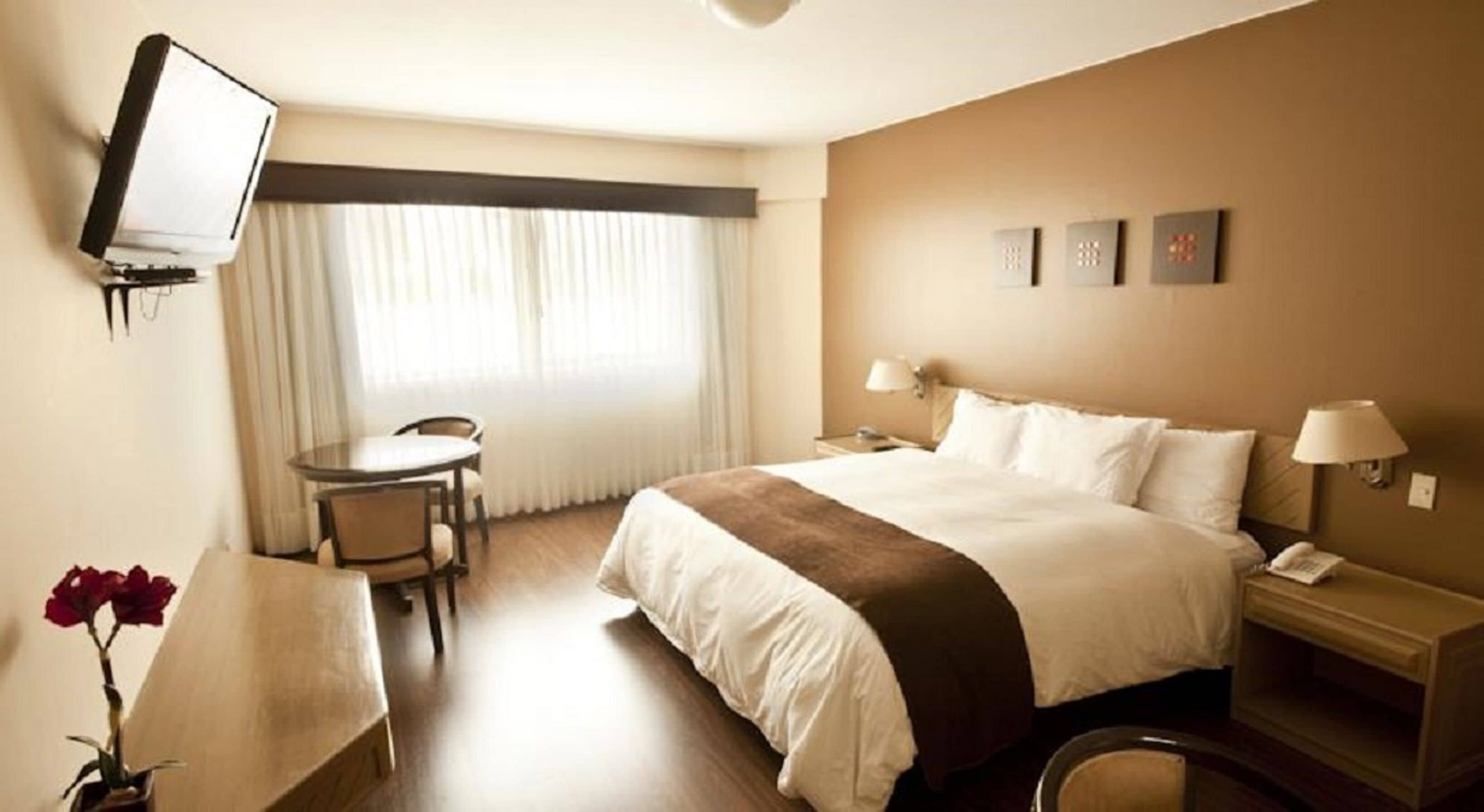 Minibar, in-room safe, desk, soundproofing