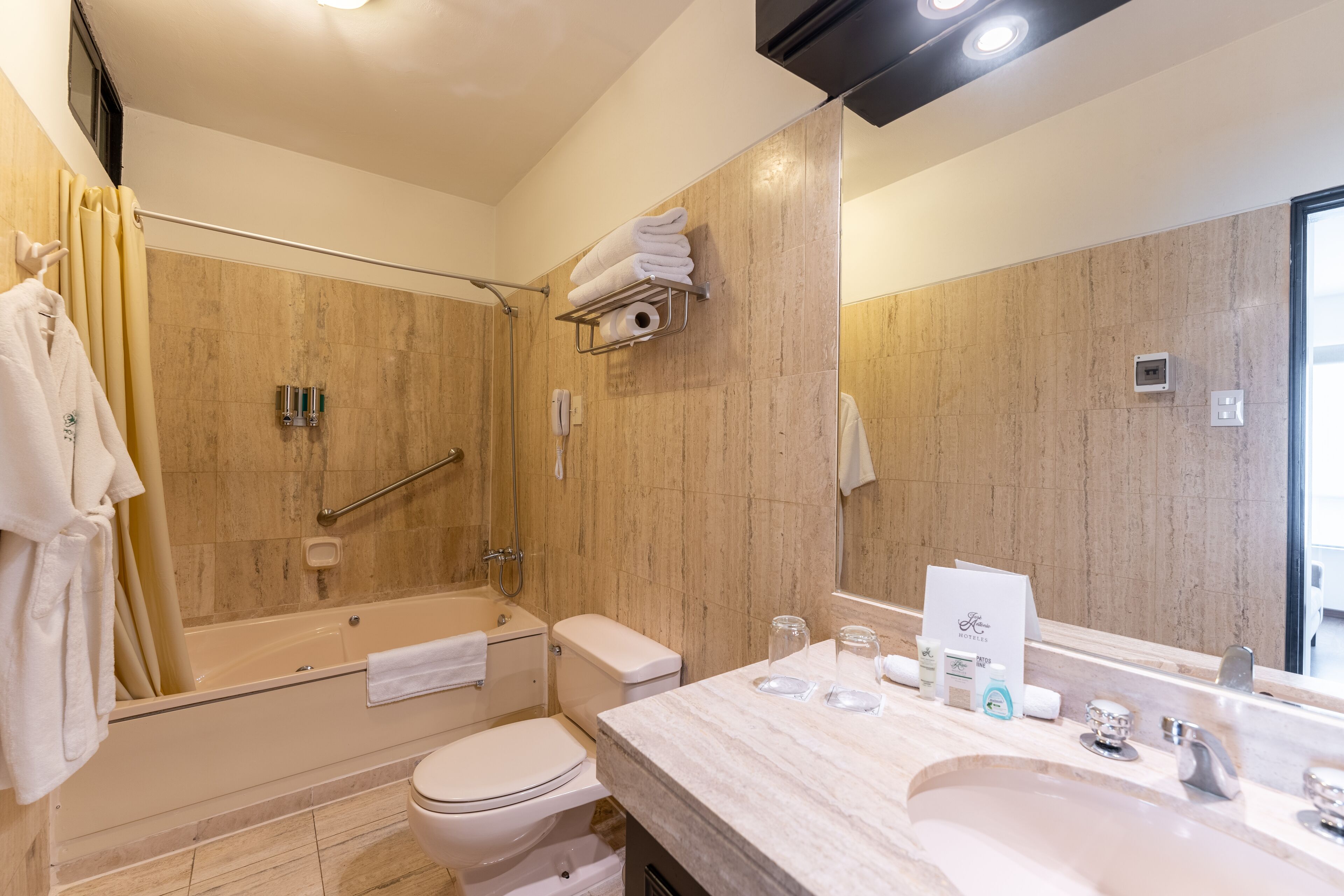 combined shower/bathtub, deep-soaking bathtub, rainfall showerhead