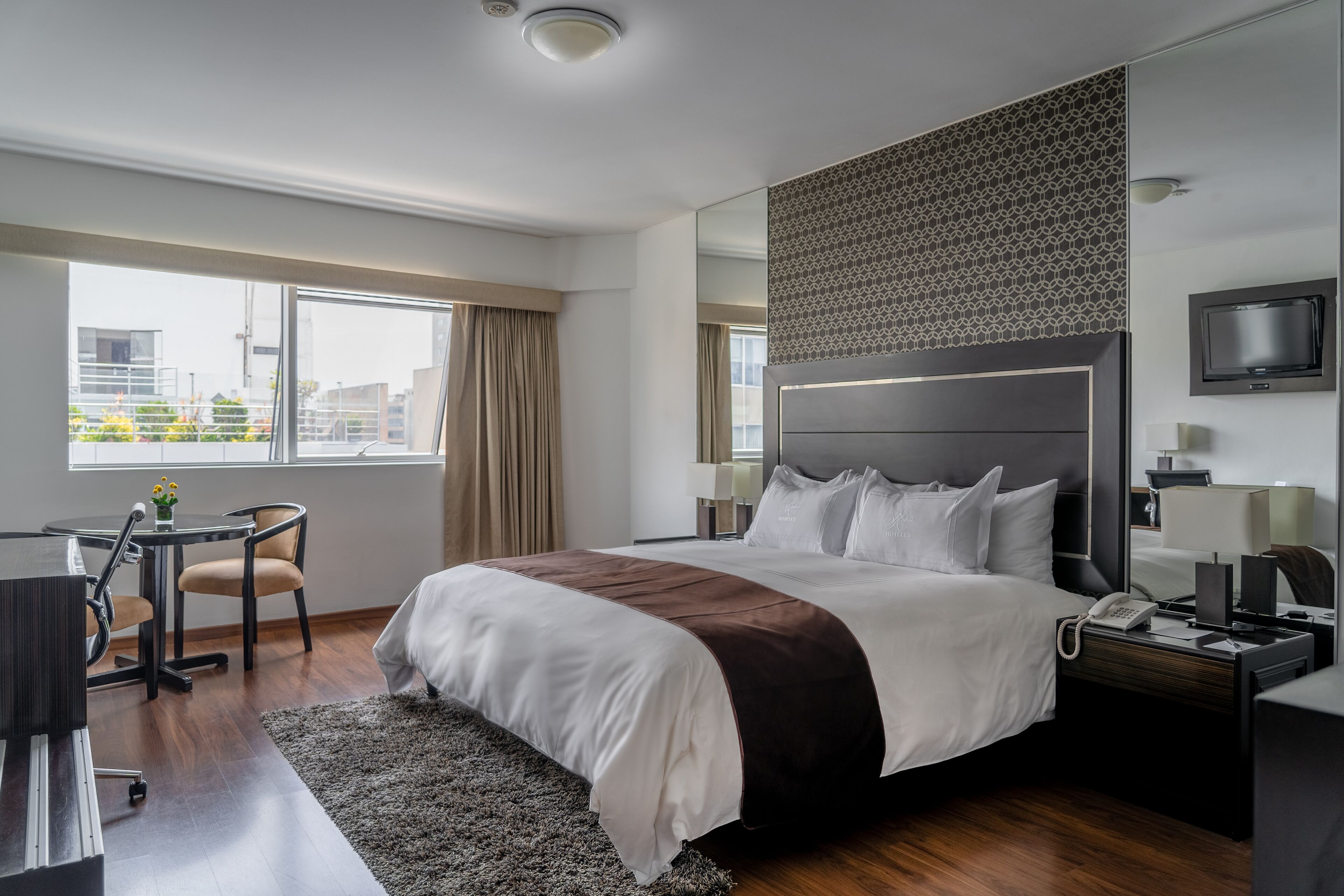 minibar, in-room safe, desk, soundproofing