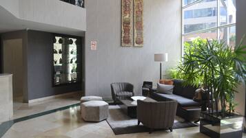 Zona de estar del vestíbulo