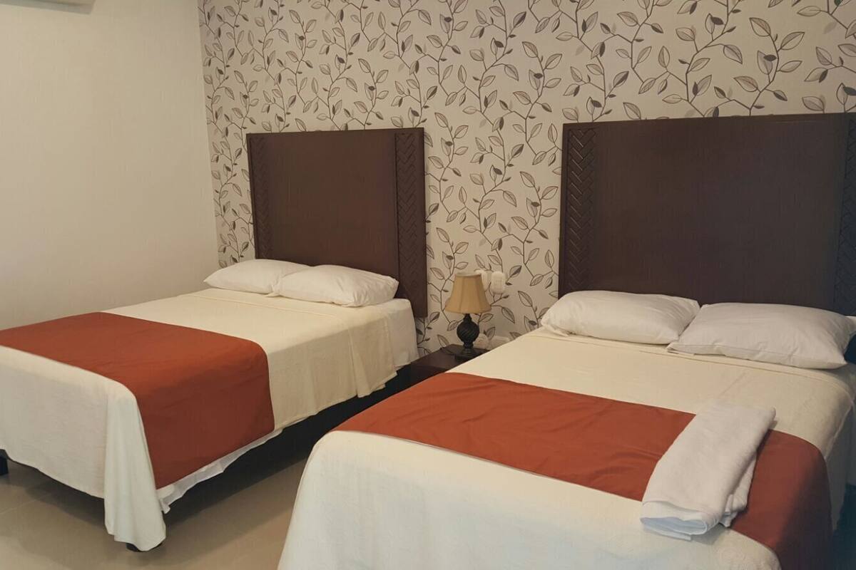 double room | premium bedding, in-room safe, desk