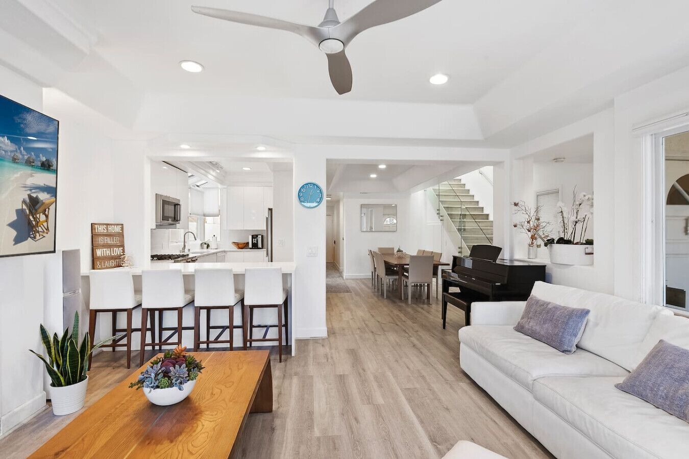 电视、壁炉、电子游戏、立体声音响