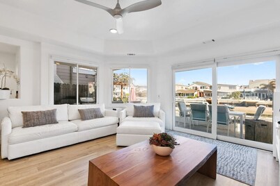 Large, patio, grill, AC, dock, garage, linens