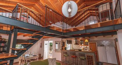 Land Loft - Hill 3 des Carob