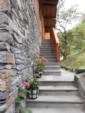 Property grounds - SUPERB GITE 8 PEOPLE (Bozel)