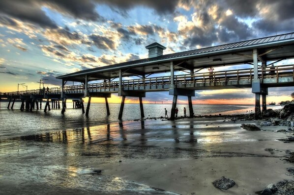 Sun-loungers, beach towels