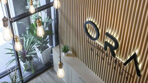 Interior detail - ORA Hostel Bangkok (Bangkok)