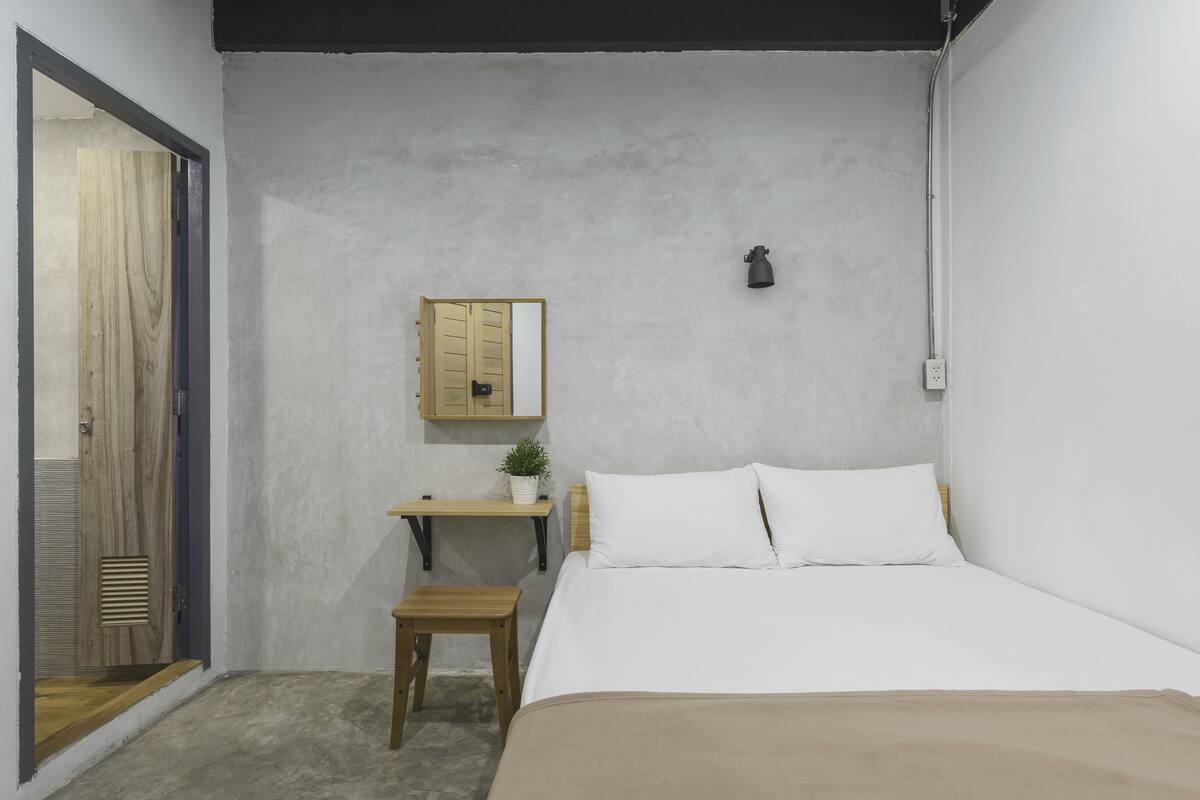 Private Double Ensuite | 免费 WiFi