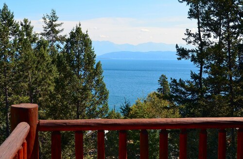 Big Sky Montana Experience. Great View, Easy Access, Privacy & Modern Amenities 
