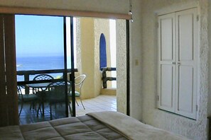 1 chambre, fer et planche à repasser, Wi-Fi, literie fournie