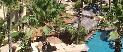 Beheizter Pool