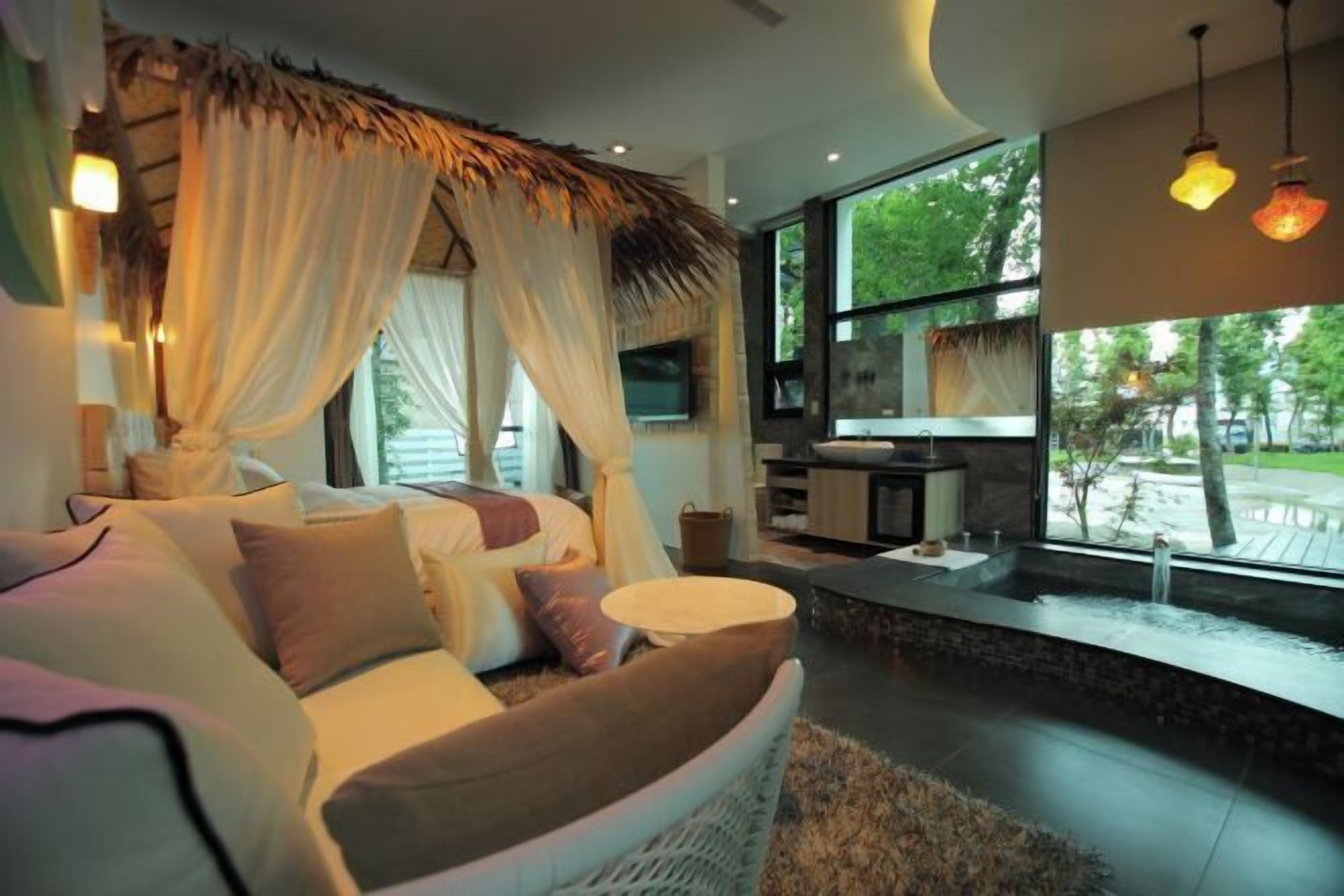 Cortinas blackout, camas plegables/adicionales y wifi gratis 