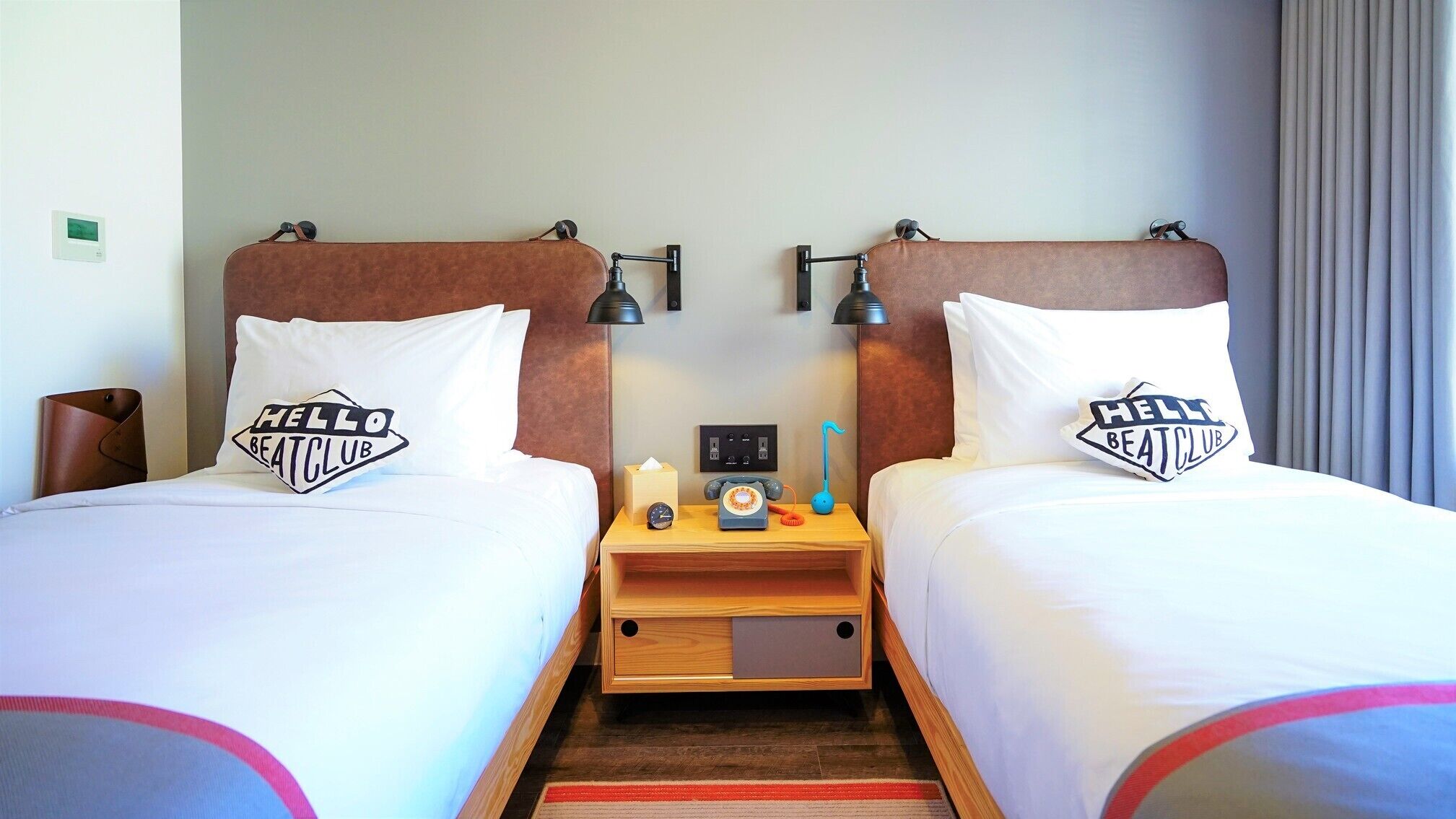 Desk, laptop workspace, free WiFi, bed sheets