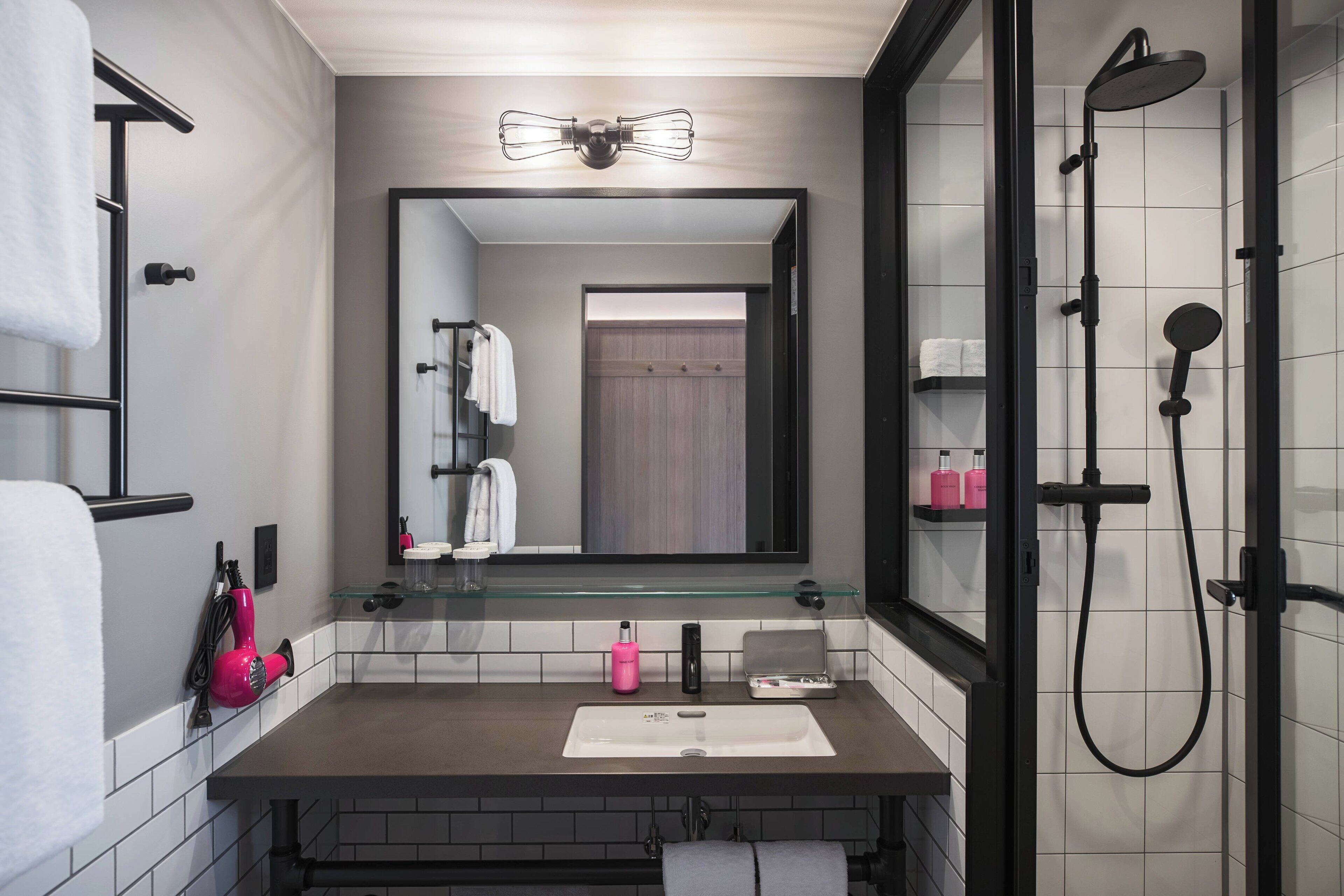 shower, free toiletries, hair dryer, slippers