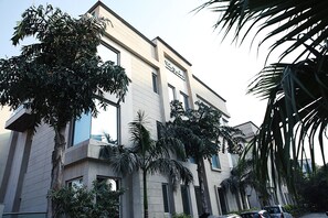 Fachada da propriedade