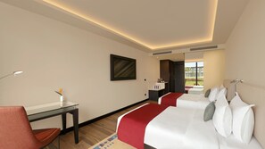 Premium bedding, pillowtop beds, minibar, in-room safe - Tiger Palace By Soaltee, Bhairahawa, Lumbini, Nepal (Chilhiya)
