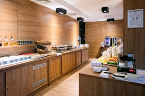 Gratis frukostbuffé varje dag