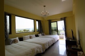 Desk, soundproofing, free WiFi, bed sheets - Xinyue B&B (Fenglin)