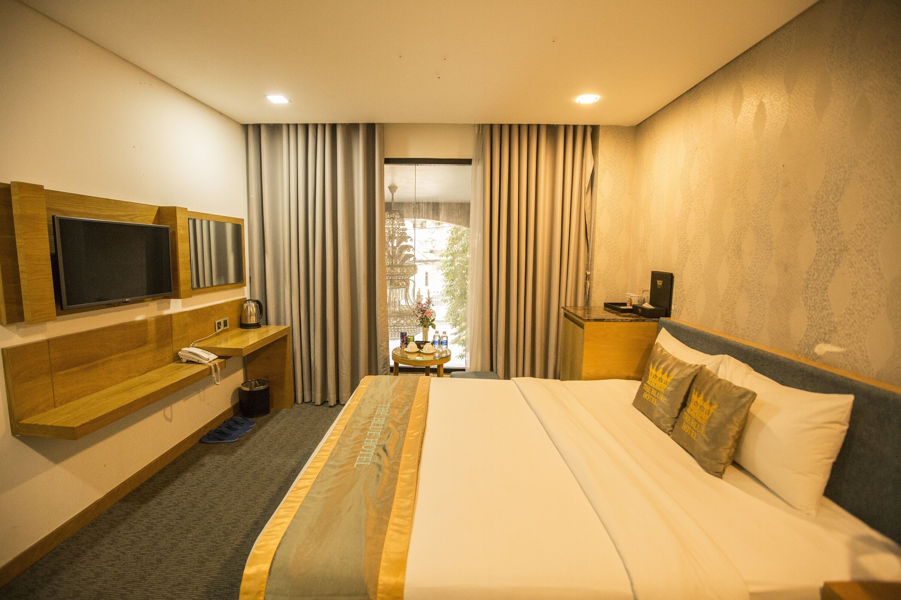 Photo - The Blue Hotel