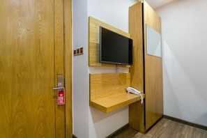 Standard Double Room (NO Window)