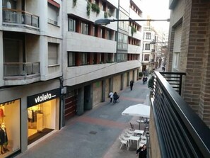 View from property - Pensión El Espolón (Logroño)