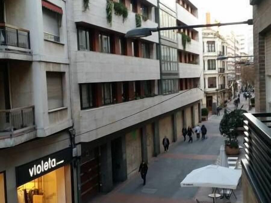 Pemandangan dari hartanah