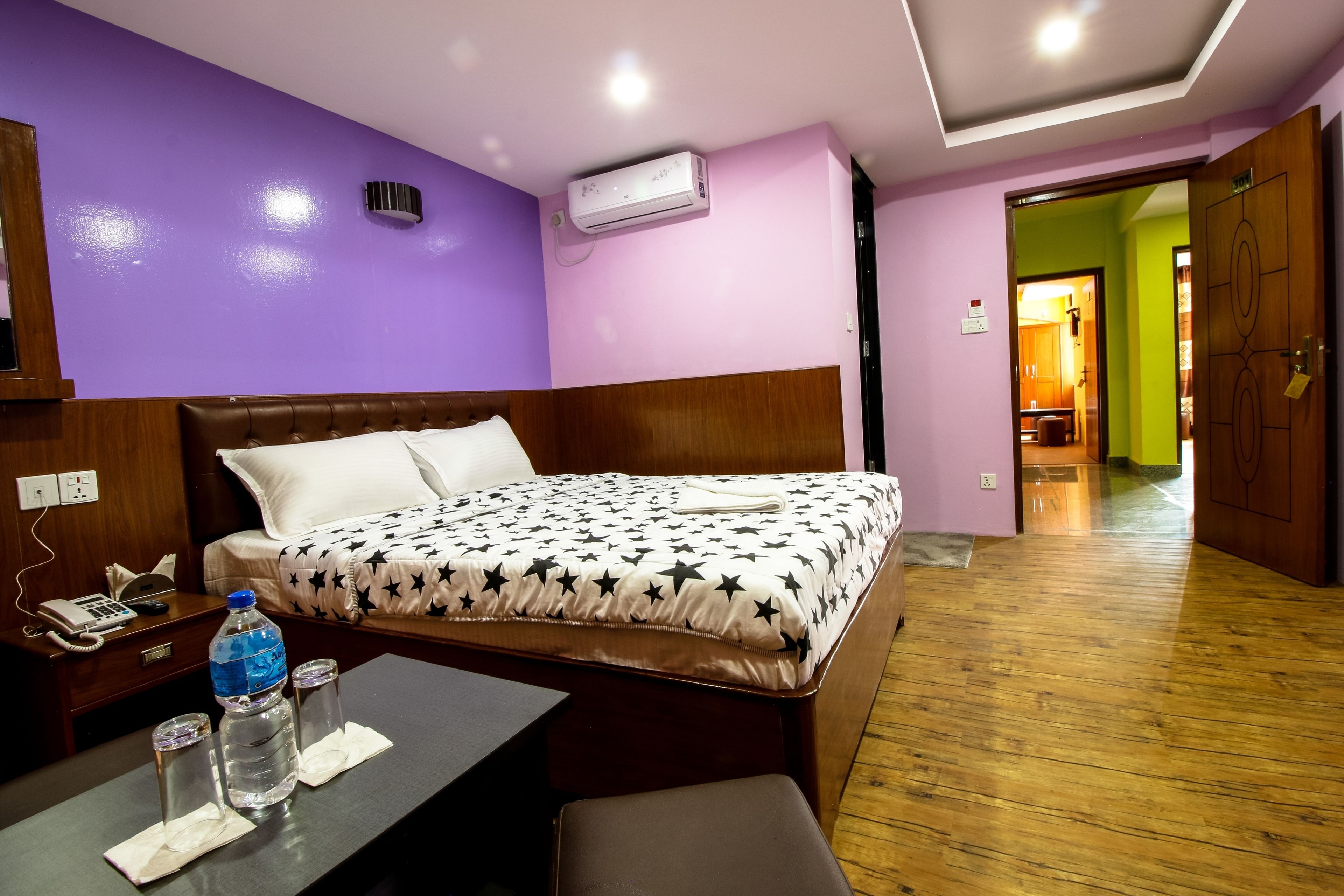 Foto - Everest Holiday Inn