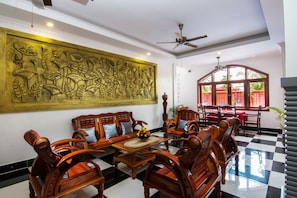 Hall