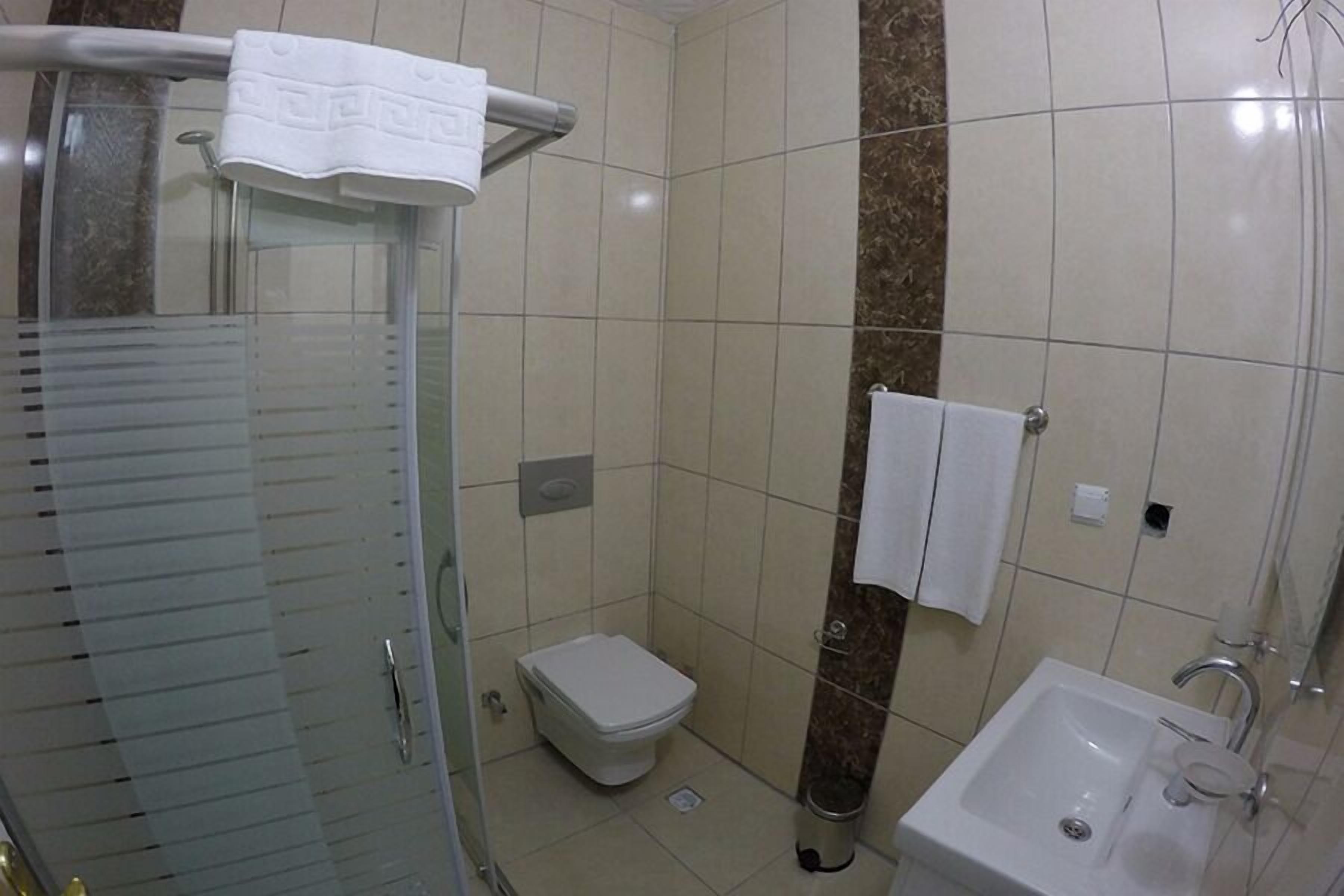 shower, free toiletries, hair dryer, slippers