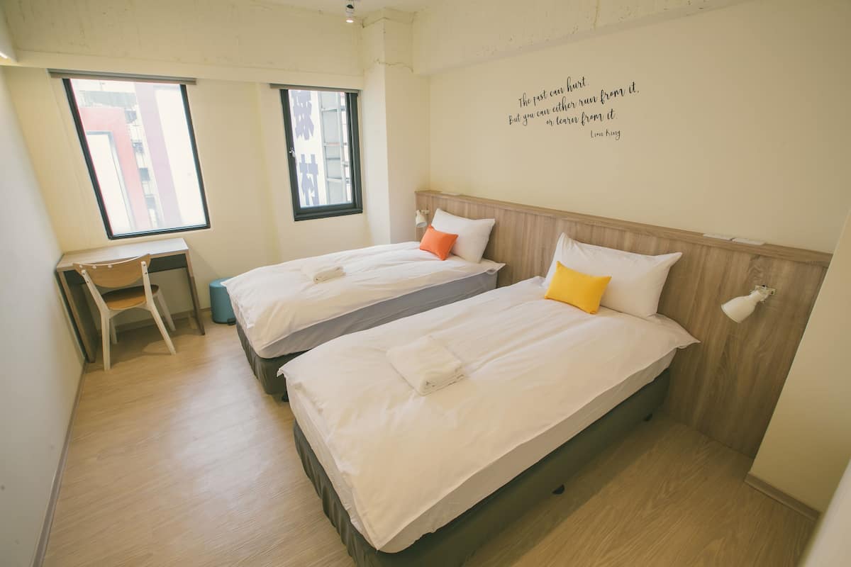 Blackout curtains, soundproofing, free WiFi, bed sheets