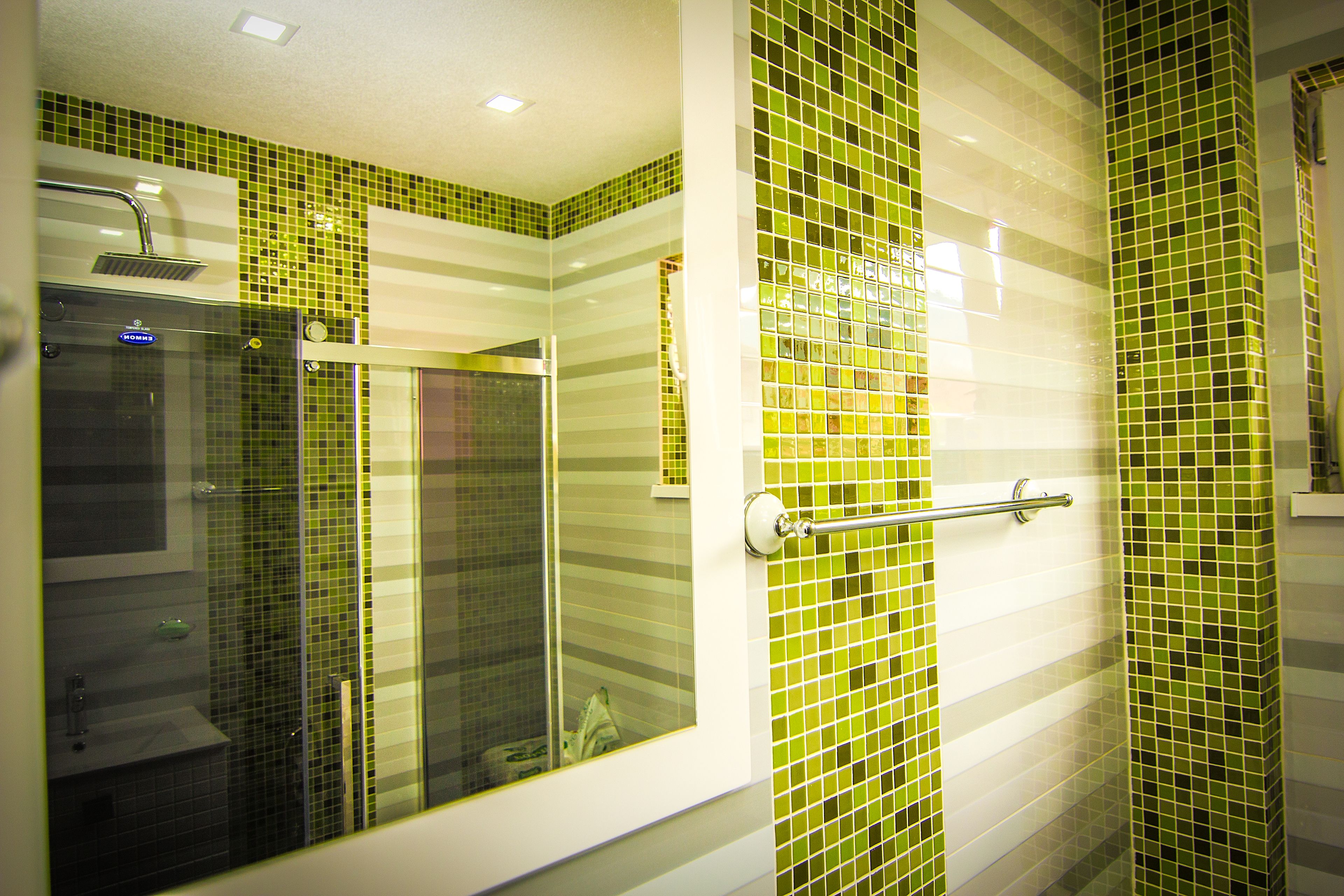 Apartment, 5 Bedrooms, Terrace, Mountain View | Bathroom | Shower, free toiletries, hair dryer, bathrobes