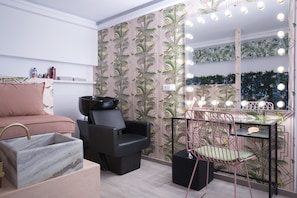 Turkish bath/hammam, body treatments, body scrubs, facials